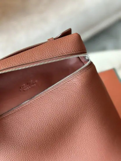 Replica Loro Piana Extra Pocket backpack L23.5 Calfskin #3114 - Image 8