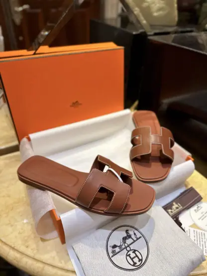 Replica Hermes Women's Oran Sandal Flat CalfSkin #3333 - Image 3