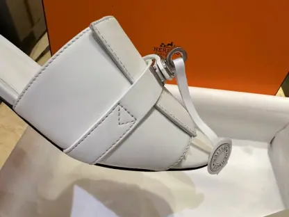Replica Hermes Women's GIGI 50 Sandal white CalfSkin #3337 - Image 2