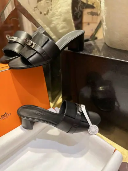 Replica Hermes Women's GIGI 50 Sandal Black CalfSkin #3336 - Image 9