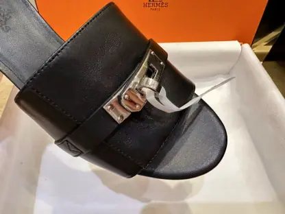 Replica Hermes Women's GIGI 50 Sandal Black CalfSkin #3336 - Image 2