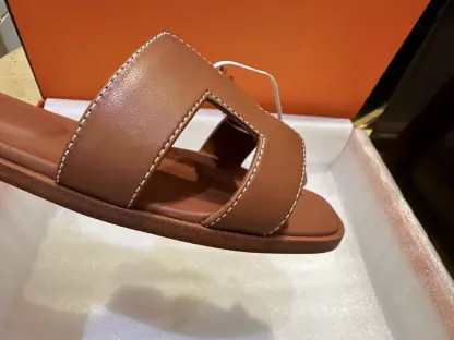 Replica Hermes Women's Oran Sandal Flat CalfSkin #3333 - Image 13