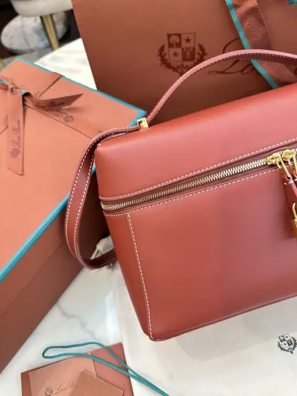 Replica Loro Piana Extra Bag L27 Calfskin #3069 - Image 5