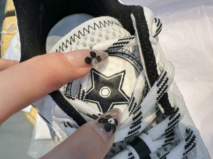 Replica Dior Chrono Sneaker For Women 2024 #3318 - Image 4