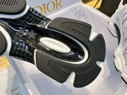 Replica Dior Chrono Sneaker For Women 2024 #3318 - Image 7