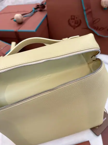 Replica Loro Piana Extra Pocket backpack L23.5 Calfskin #3123 - Image 3