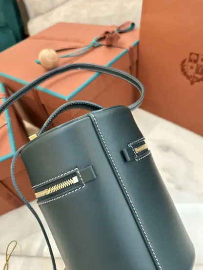 Replica Loro Piana Extra Case Medium bag Smooth Calfskin #3101 - Image 3
