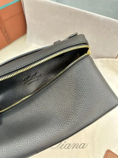 Replica Loro Piana Extra Pocket L19 Bag Calfskin #3017 - Image 4
