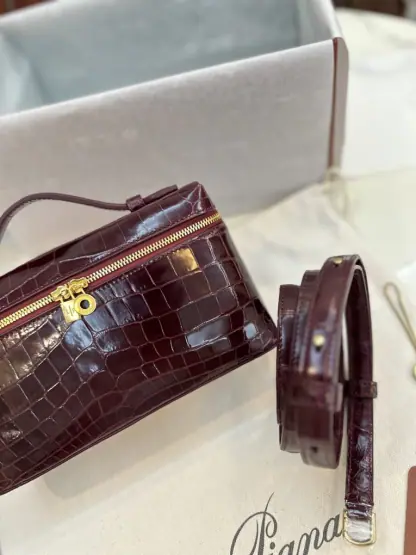Replica Loro Piana Extra Pocket L19 Alligator Leather Bag #3051 - Image 9