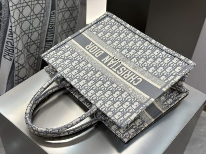Replica Dior Medium Dior Book Tote Ecru and Gray Dior Oblique Embroidery #3265 - Image 4