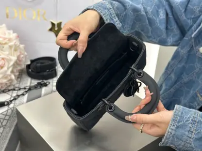 Replica Dior Small Lady D-Joy Bag Ultramatte Black Cannage Calfskin #3286 - Image 8