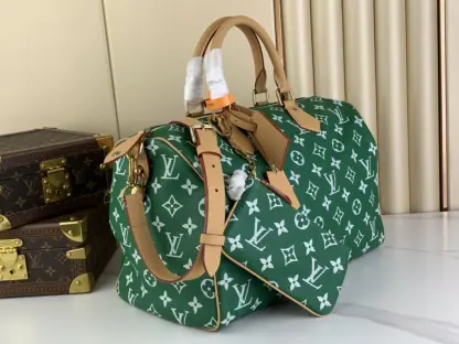 Replica Louis Vuitton Speedy P9 Bandoulière 40 M24417 Green #3582 - Image 9
