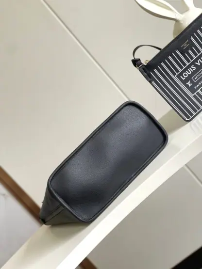 Replica Louis Vuitton Neverfull Inside Out MM REVERSIBLE M11946 1:1 quality Black #3559 - Image 6