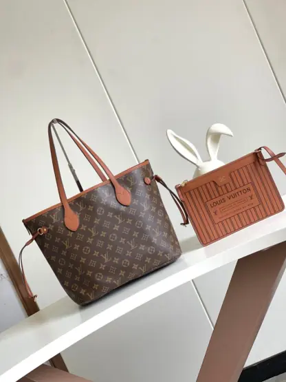 Replica Louis Vuitton Neverfull Inside Out MM REVERSIBLE M11946 1:1 quality Tan #3560 - Image 5