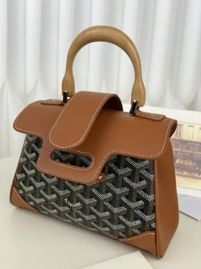 Replica Goyard Saïgon Souple Mini Bag Black & Tan #3426 - Image 9