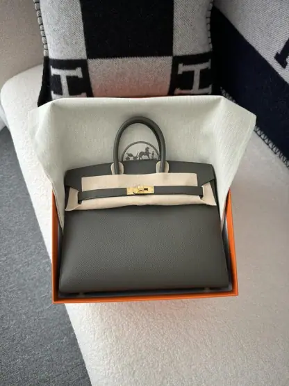 Replica Hermes Birkin 25cm C6 Vert de Gris Handmade Hand Stitching Epsom Gold #3522 - Image 11