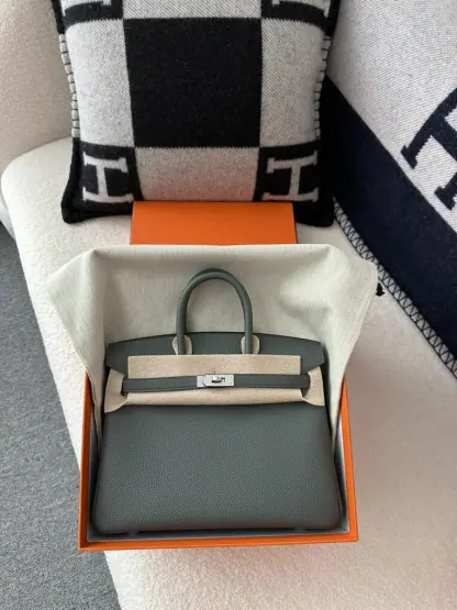 Replica Hermes Birkin 25cm CK63 Vert Amande Handmade Hand Stitching Togo Sliver #3518 - Image 10