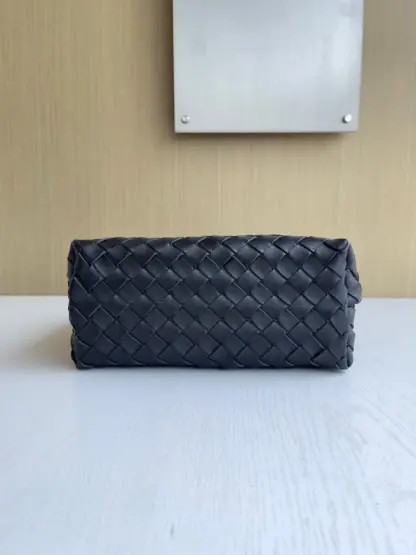 Replica Bottega Veneta Small Andiamo Tote Bag Top handle bag Black #3652 - Image 4