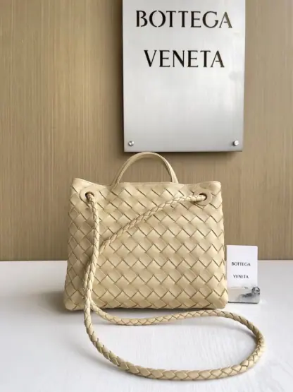 Replica Bottega Veneta Small Andiamo Tote Bag Top handle bag Light butterscotch #3648 - Image 8