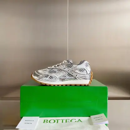 Replica Bottega Veneta Orbit Sneaker Runner sneaker 2024 #3689 - Image 3