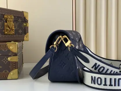 Replica Louis Vuitton Diane PM Satchel Bag M47161 #3673 - Image 7
