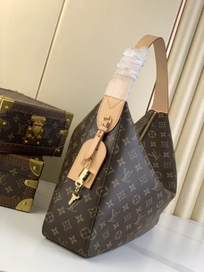 Replica Louis Vuitton Slouchy MM Bag Tote M12098 #3679 - Image 9