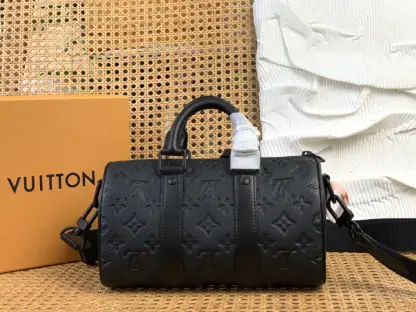 Replica Louis Vuitton Keepall Bandoulière 25 M20900 VIP #3592 - Image 8
