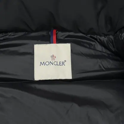 Replica Moncler Women's MONCLER MAYA 70 SHORT DOWN JACKET BLACK 2024 #3750 - Image 5