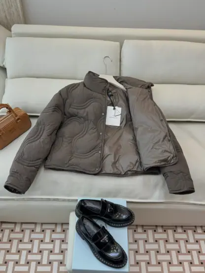Replica Moncler Women's BERYL SHORT DOWN JACKET Brown 2024 #3745 - Image 4