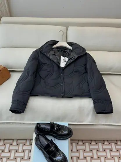 Replica Moncler Women's BERYL SHORT DOWN JACKET Black 2024 #3746 - Image 7