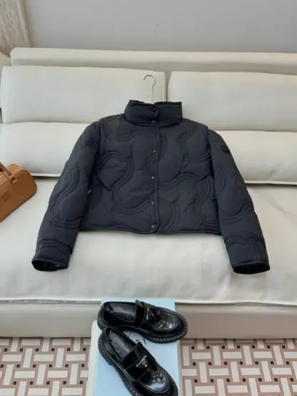 Replica Moncler Women's BERYL SHORT DOWN JACKET Black 2024 #3746 - Image 5