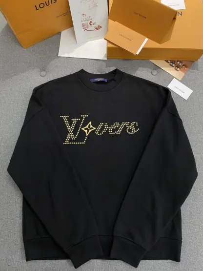 Replica Vip Quality Louis Vuitton Men's Cotton Signature Crewneck Sweatshirt Black 1AFVAQ #3736
