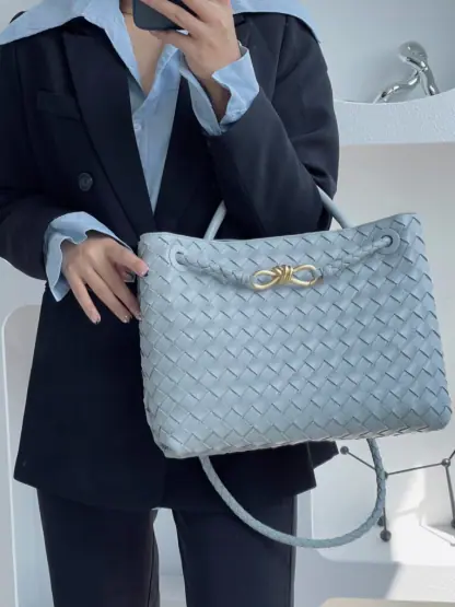 Replica Bottega Veneta Medium Andiamo Tote Bag Top handle bag Sterling #3644 - Image 2