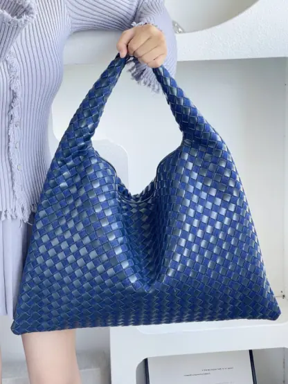 Replica Bottega Veneta Large Hop Shoulder bag with Intrecciato craftsmanship in leather and denim #3656 - Image 3
