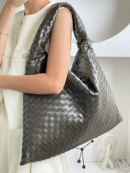 Replica Bottega Veneta Large Hop Kaki Shoulder Bag #3685 - Image 2