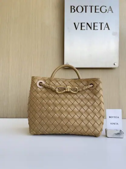 Replica Bottega Veneta Small Andiamo Tote Bag Top handle bag Dark praline #3650