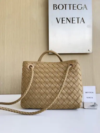 Replica Bottega Veneta Small Andiamo Tote Bag Top handle bag Dark praline #3650 - Image 7
