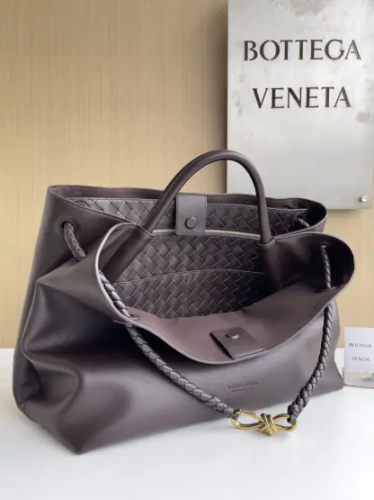 Replica Bottega Veneta Large Andiamo Tote Bag Fondant #3636 - Image 7