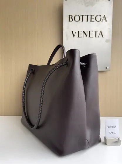 Replica Bottega Veneta Large Andiamo Tote Bag Fondant #3636 - Image 8