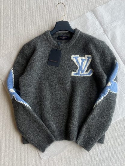 Replica Louis Vuitton Women's Chunky Wool Blend Pullover Sweater #3751 - Image 3
