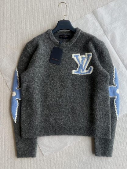 Replica Louis Vuitton Women's Chunky Wool Blend Pullover Sweater #3751 - Image 9
