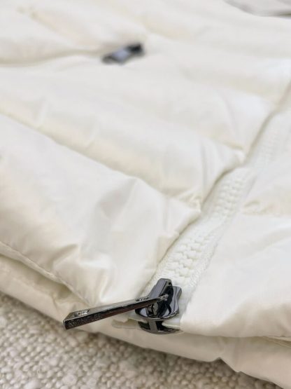 Replica Moncler BADYF HOODED SHORT DOWN JACKET Women #3814 - Image 9
