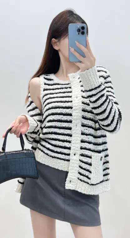Replica Dior Marinière Twinset White and Black Blended Wool and Cotton Bouclé Knit #3868 - Image 4