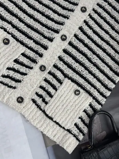 Replica Dior Marinière Twinset White and Black Blended Wool and Cotton Bouclé Knit #3868 - Image 19