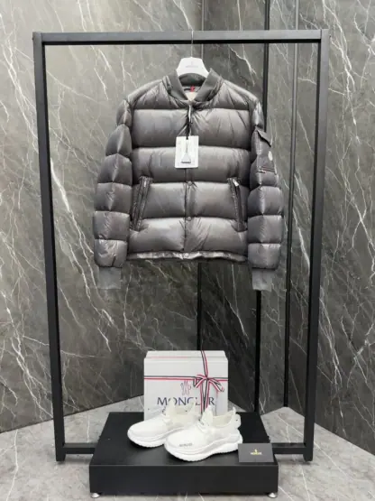 REPLICA MEN'S MONCLER DARK GRAY MALJASSET SHORT DOWN JACKET #3770 - Image 7