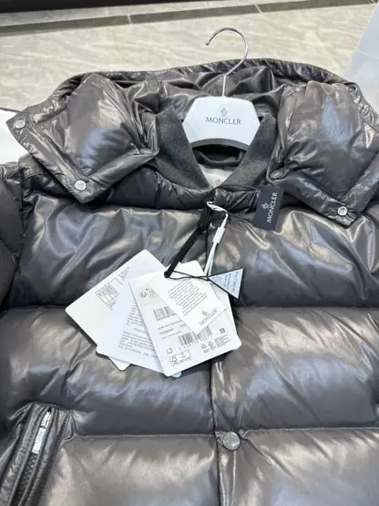REPLICA MEN'S MONCLER DARK GRAY MALJASSET SHORT DOWN JACKET #3770 - Image 17
