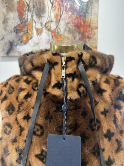 Replica Louis Vuitton Monogram Mink Hooded Gilet #3782 - Image 5