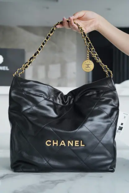 REPLICA CHANEL 22 SMALL HANDBAG CALFSKIN BLACK 2025 #4045 - Image 6
