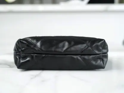 REPLICA CHANEL 22 MINI HANDBAG CALFSKIN BLACK & SLIVER HARDWARE 2025 #4043 - Image 4