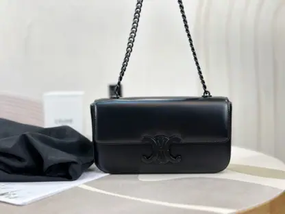 REPLICA CELINE CHAIN SHOULDER BAG CLAUDE IN SHINY CALFSKIN FULL BLACK #3939